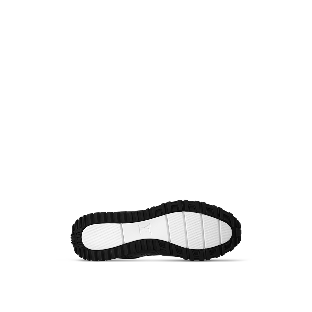 Sneaker auf der Flucht