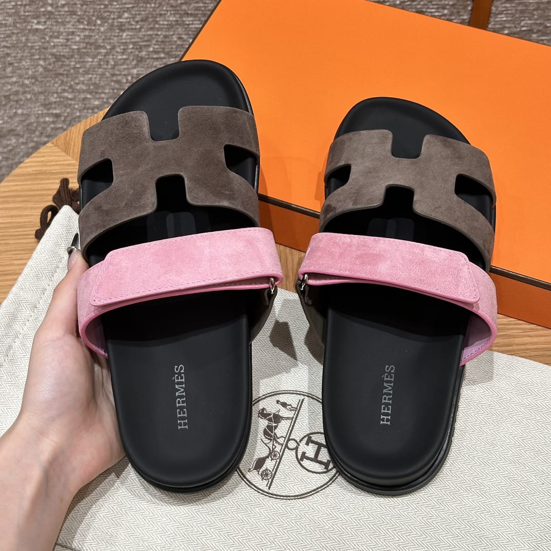 Hermès Sandalen Chypre Braun & Rosa