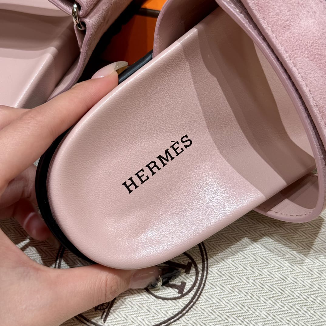 Sandalen Chypre Hermès Wildleder Rosa