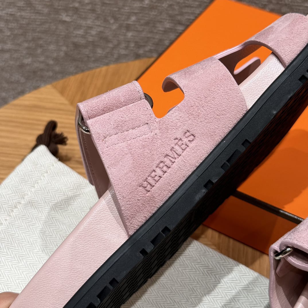 Sandalen Chypre Hermès Wildleder Rosa