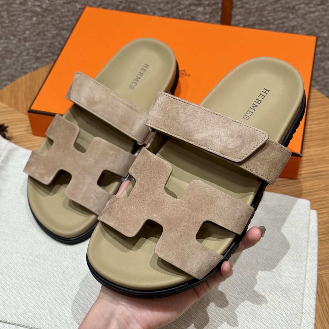 Hermès Chypre Sandalen Beige