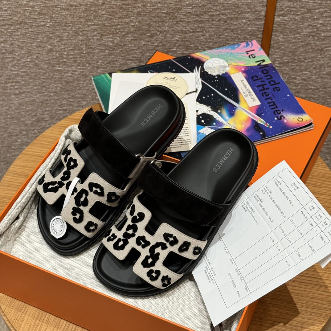 Sandalen Chypre Hermès Weiß Leopard