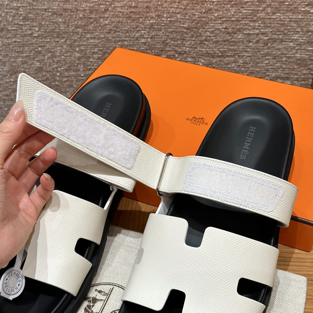 Hermès Chypre Sandalen Weiß