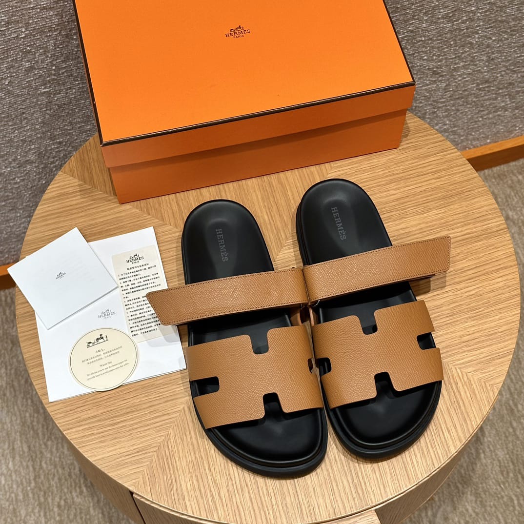 Hermès Chypre Sandalen Braun
