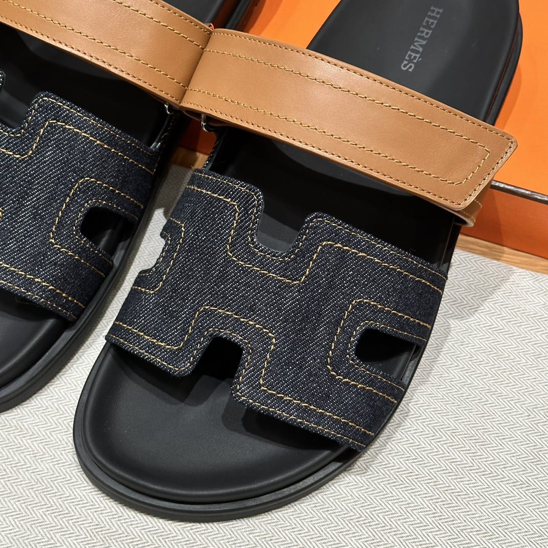 Sandalen Chypre Hermès Denim & Camel