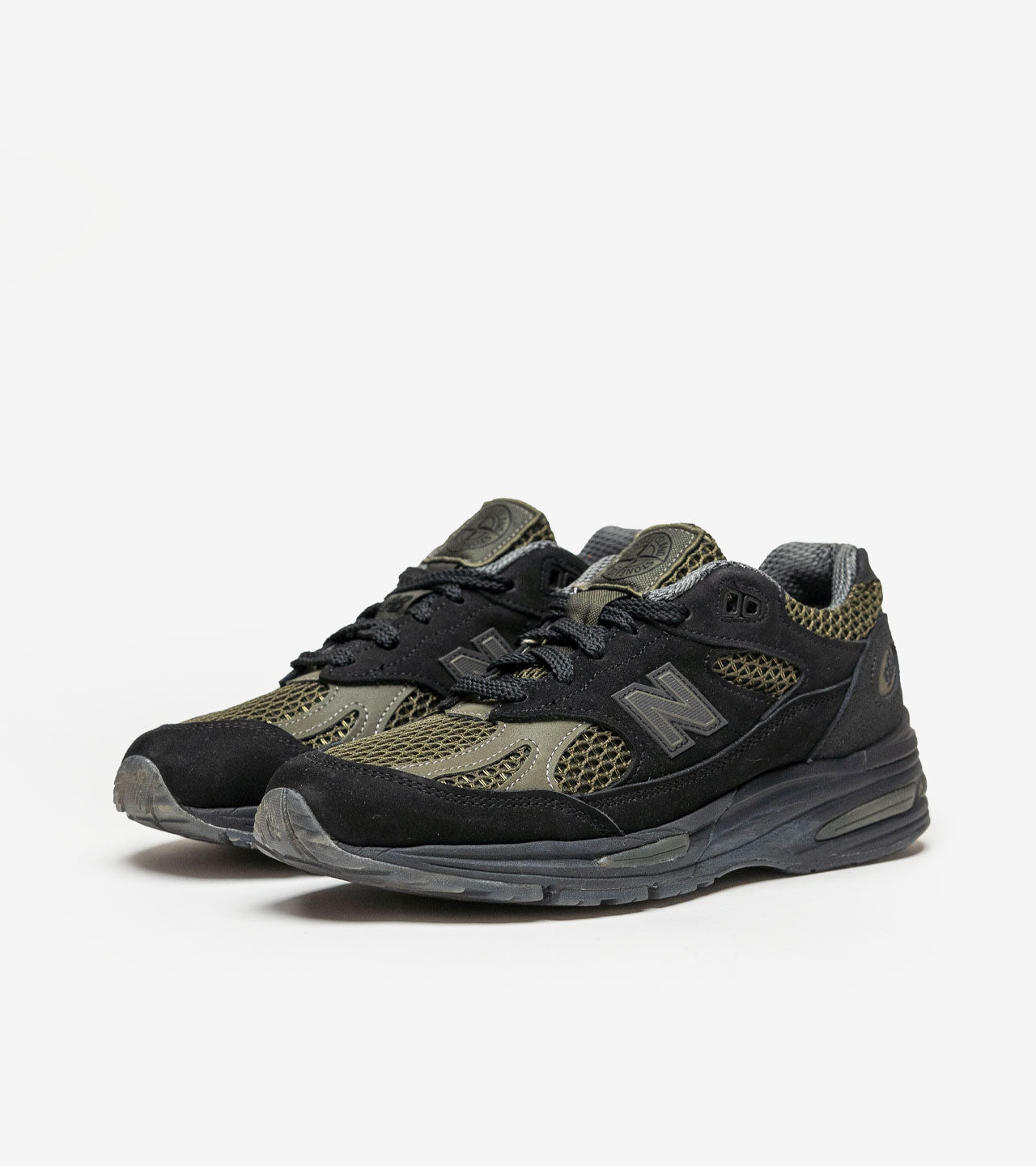 New Balance 991v2 MiUK Stone Island Schwarz
