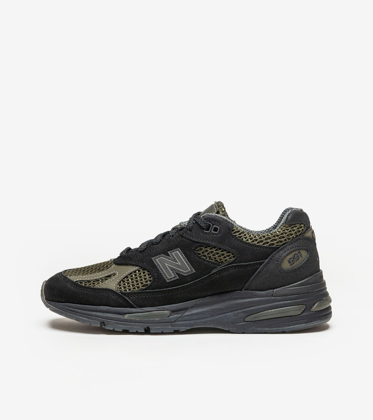 New Balance 991v2 MiUK Stone Island Schwarz